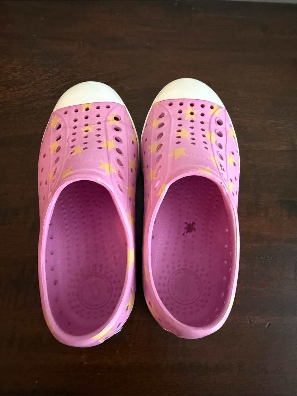 Native Jefferson Sugarlite Shoes Pink w/stars - Picture 2 of 8